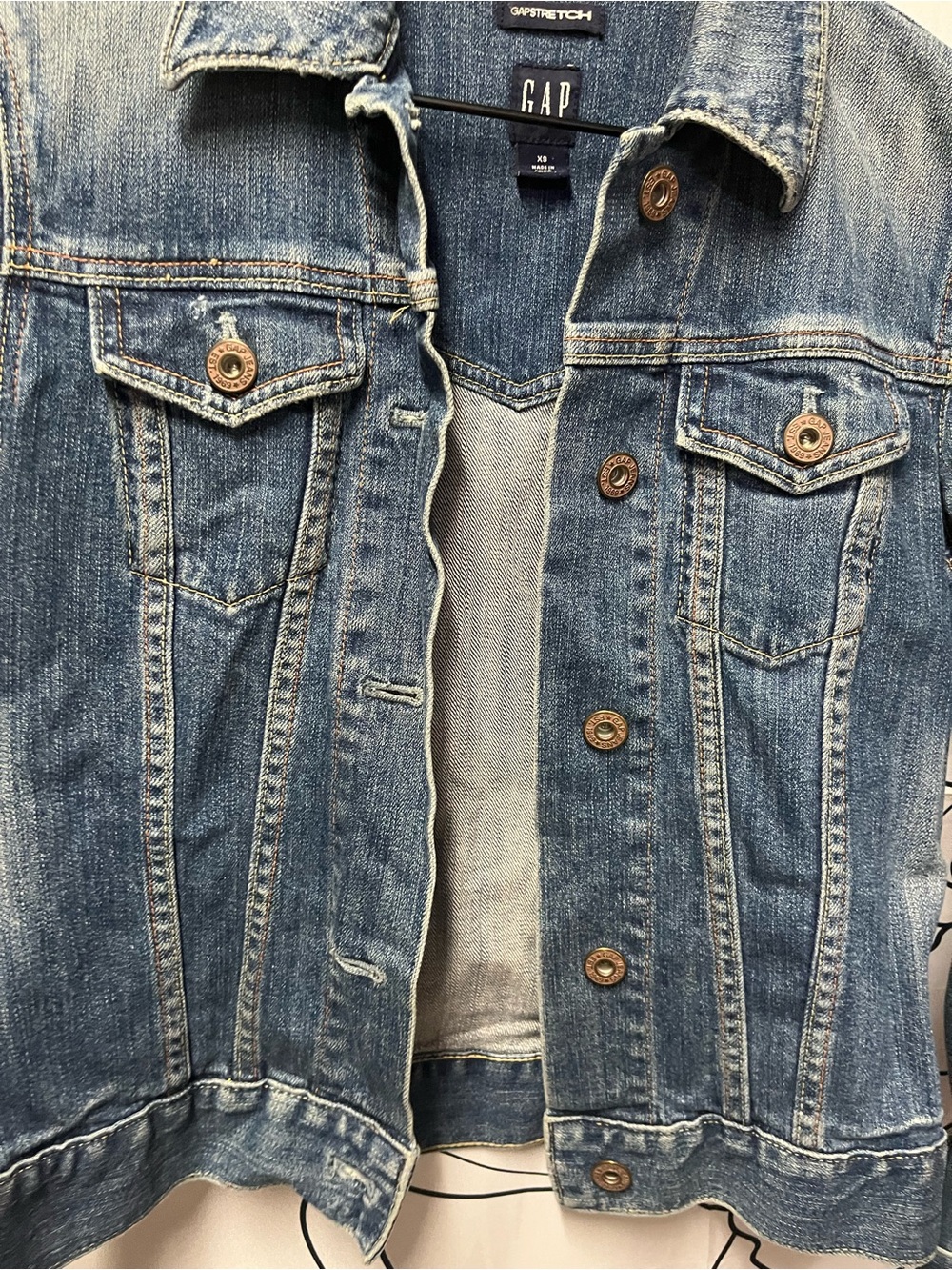 GAP Medium Blue Denim Jean Jacket (399) - Picture 6 of 14
